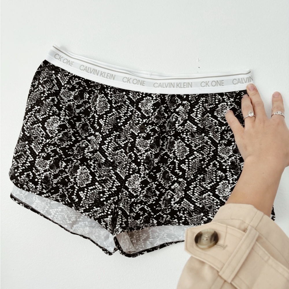 Calvin Klein Women's Black Snake Print Shorts